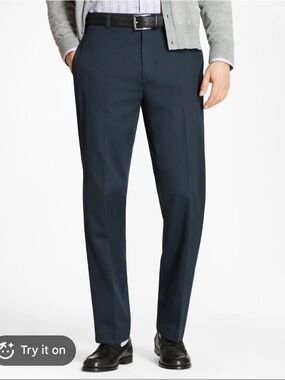 Brooks Brothers light weight advantage chino size 34x32 100% cotton